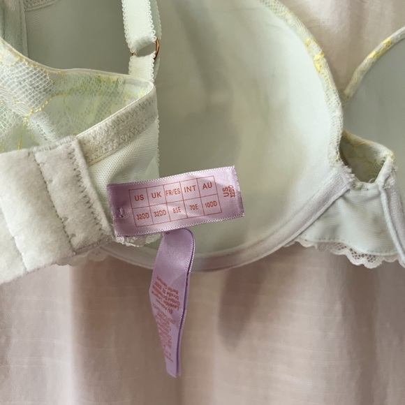 Savage X Fenty | Floral Lace Bra - Picture 9 of 9